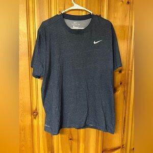 Nike T-shirt